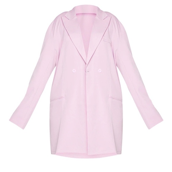 NWT pretty little thing plus size lilac relaxed fit blazer with button up front - Picture 4 of 7